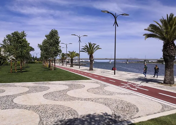 Valevalehome - Gallery With Fully Equipped Kitchen, Reserved Parking, Big Garden * Olbia