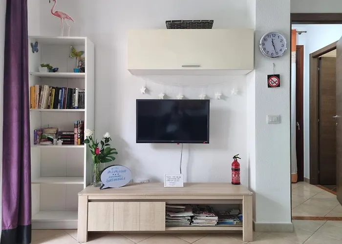 Valevalehome - Gallery With Fully Equipped Kitchen, Reserved Parking, Big Garden Lägenhet Olbia