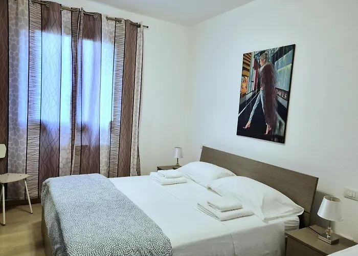 Appartamento Valevalehome - Gallery With Fully Equipped Kitchen, Reserved Parking, Big Garden Olbia