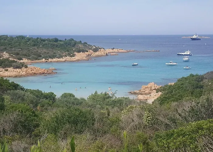 Appartamento Valevalehome - Gallery With Fully Equipped Kitchen, Reserved Parking, Big Garden Olbia