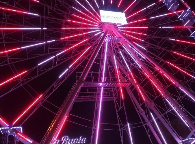 Valevalehome - Gallery With Fully Equipped Kitchen, Reserved Parking, Big Garden Lägenhet