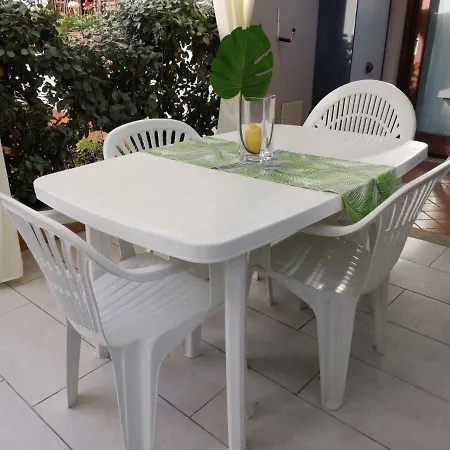 Valevalehome - Gallery With Fully Equipped Kitchen, Reserved Parking, Big Garden Appartement *